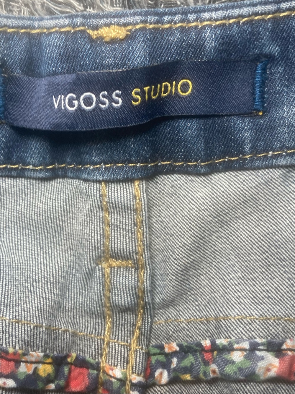 Women's Classic Dark Blue Slim Jeans by Vigoss Studio - Picture 4 of 11